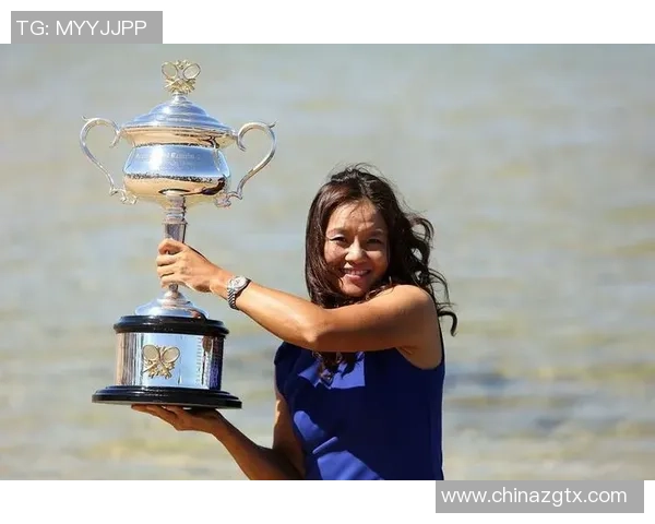 李娜专访：揭秘攀岩成功背后的心路历程与技巧分享